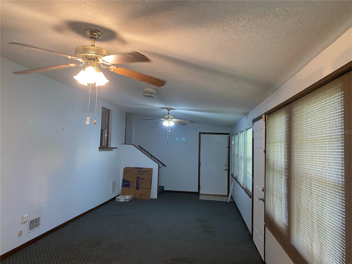 13601 LAKE HATCHINEHA ROAD — photo 12 of 19