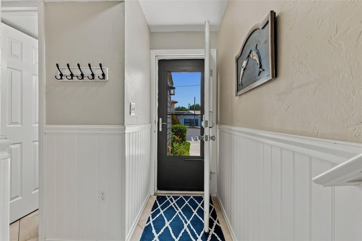 65 BEACH LANE — photo 2 of 58