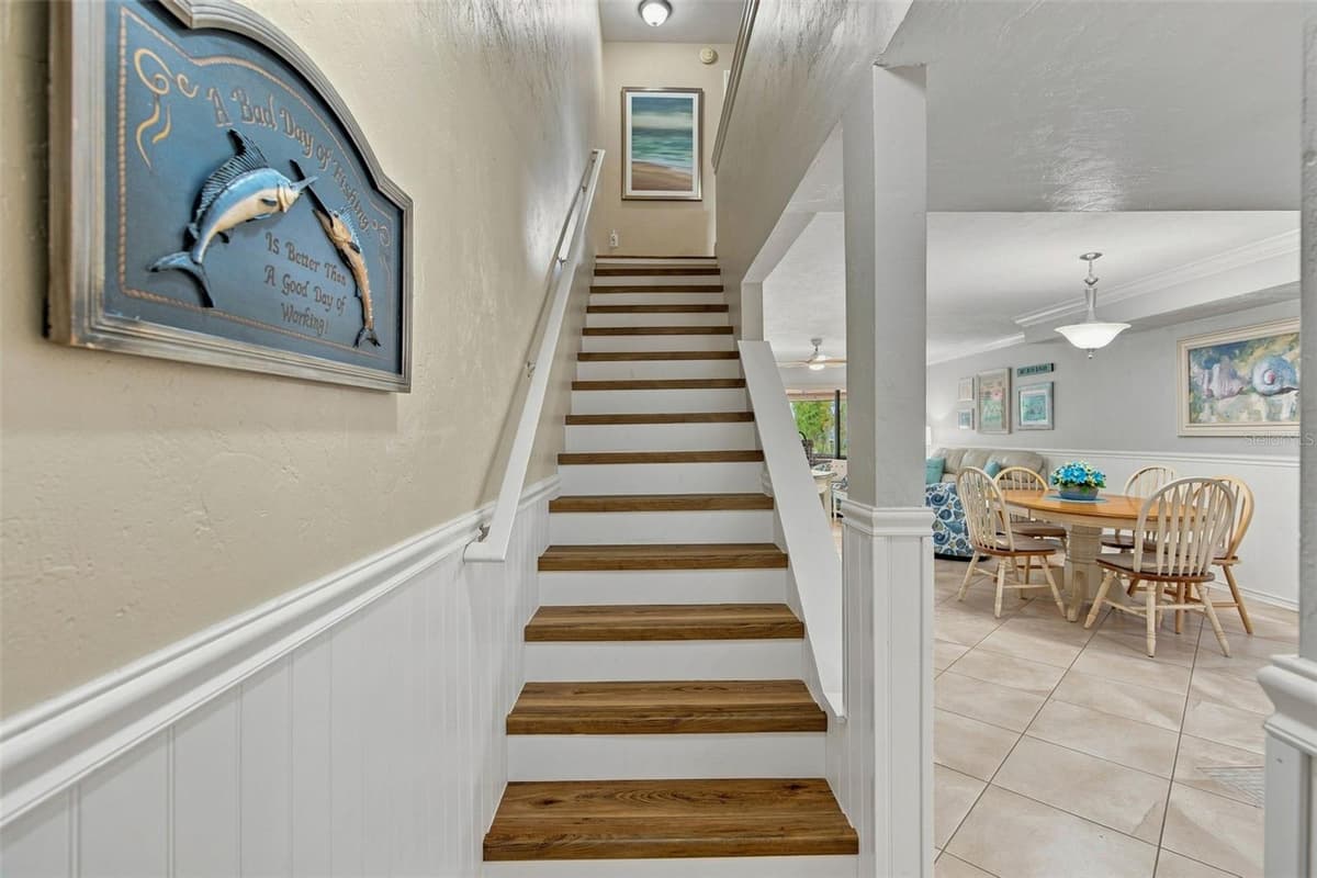65 BEACH LANE — photo 13 of 58