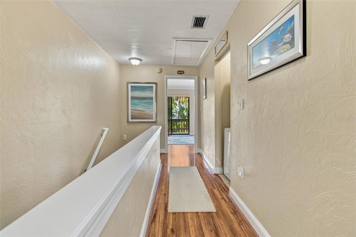 65 BEACH LANE — photo 37 of 58