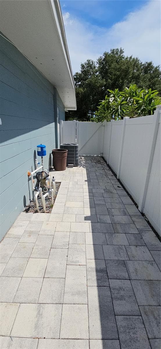 10709 115TH AVENUE — photo 21 of 26