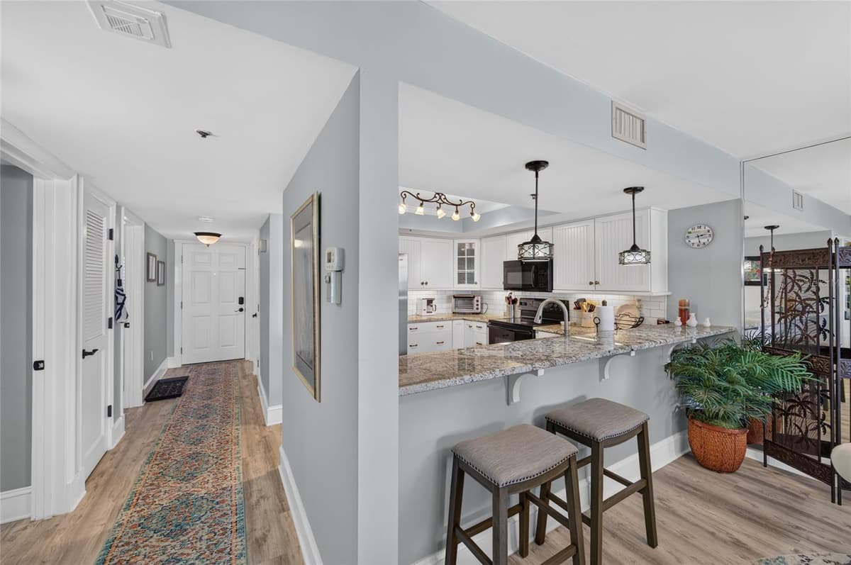 5275 ATLANTIC AVENUE — photo 13 of 42