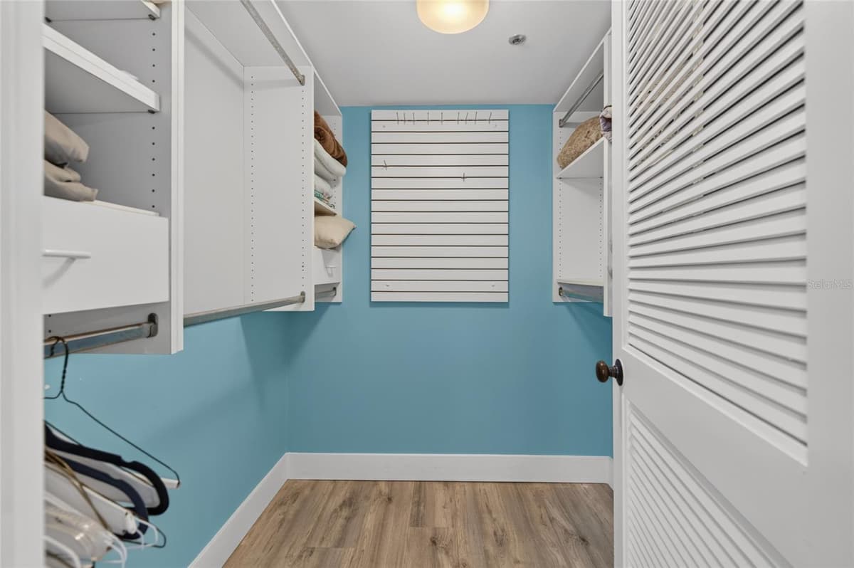 5275 ATLANTIC AVENUE — photo 32 of 42