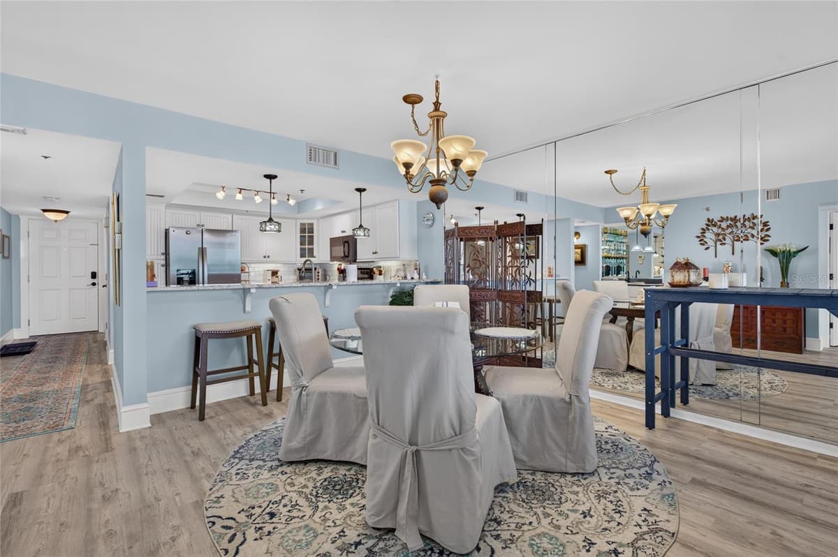 5275 ATLANTIC AVENUE — photo 17 of 42