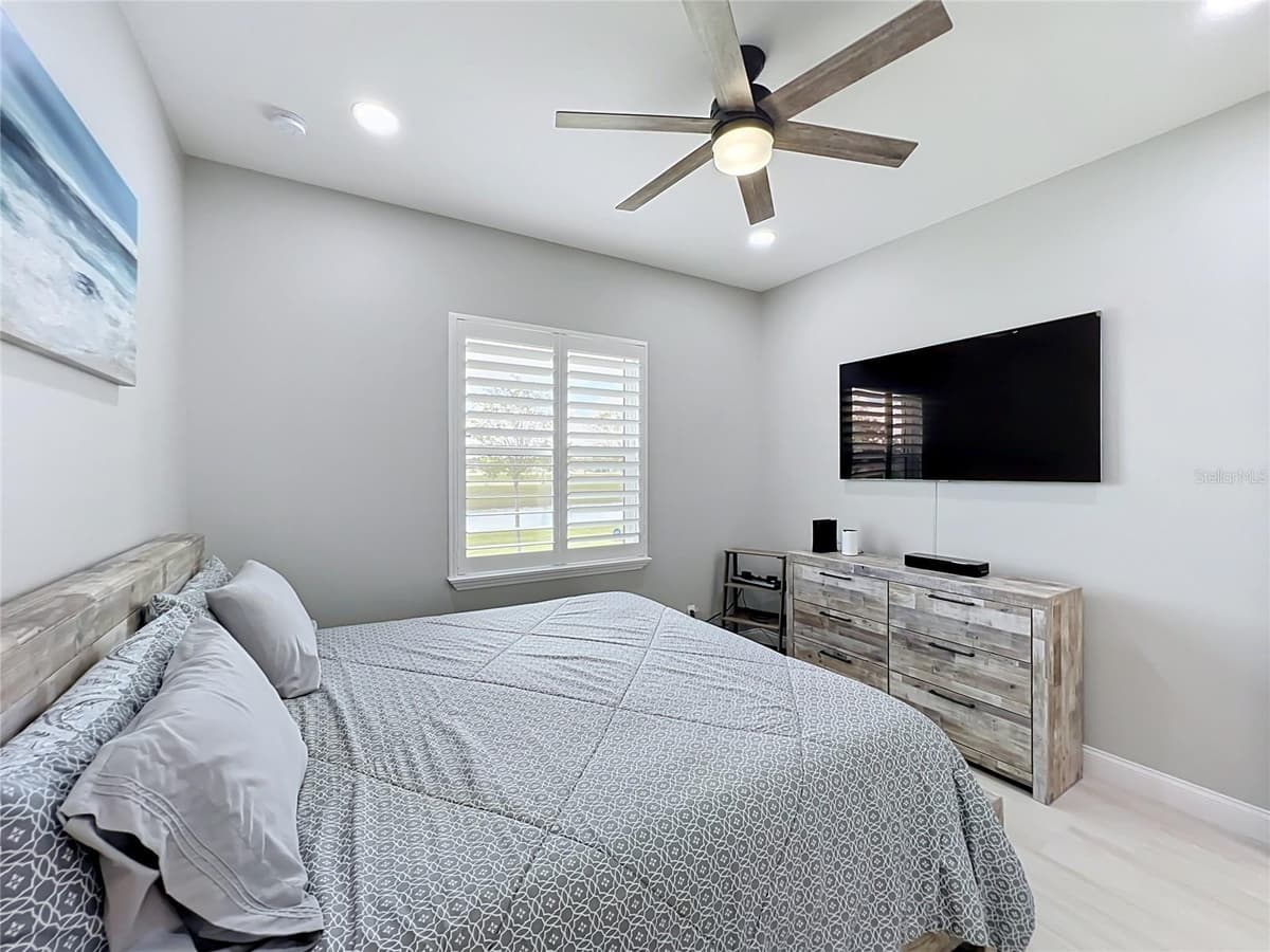 1576 LAKE RESERVE DRIVE — photo 47 of 84
