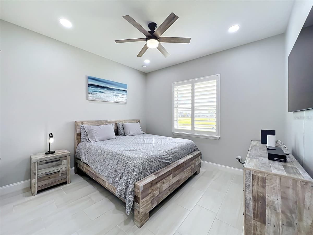 1576 LAKE RESERVE DRIVE — photo 48 of 84