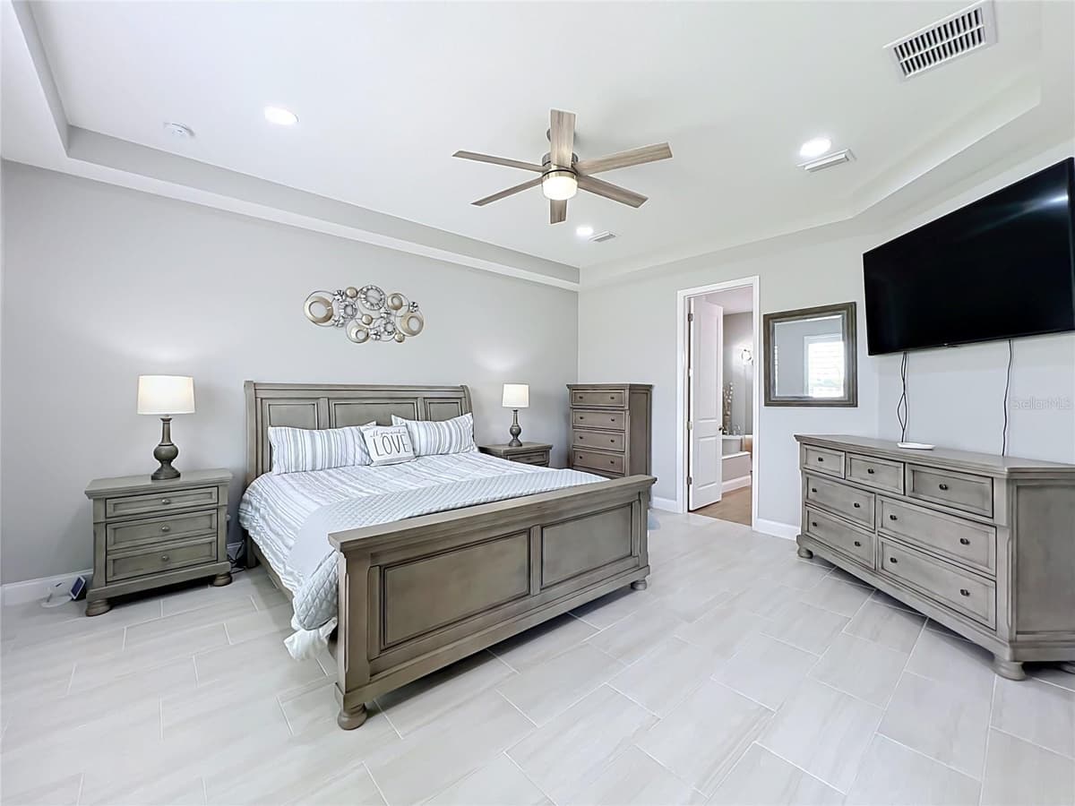 1576 LAKE RESERVE DRIVE — photo 54 of 84