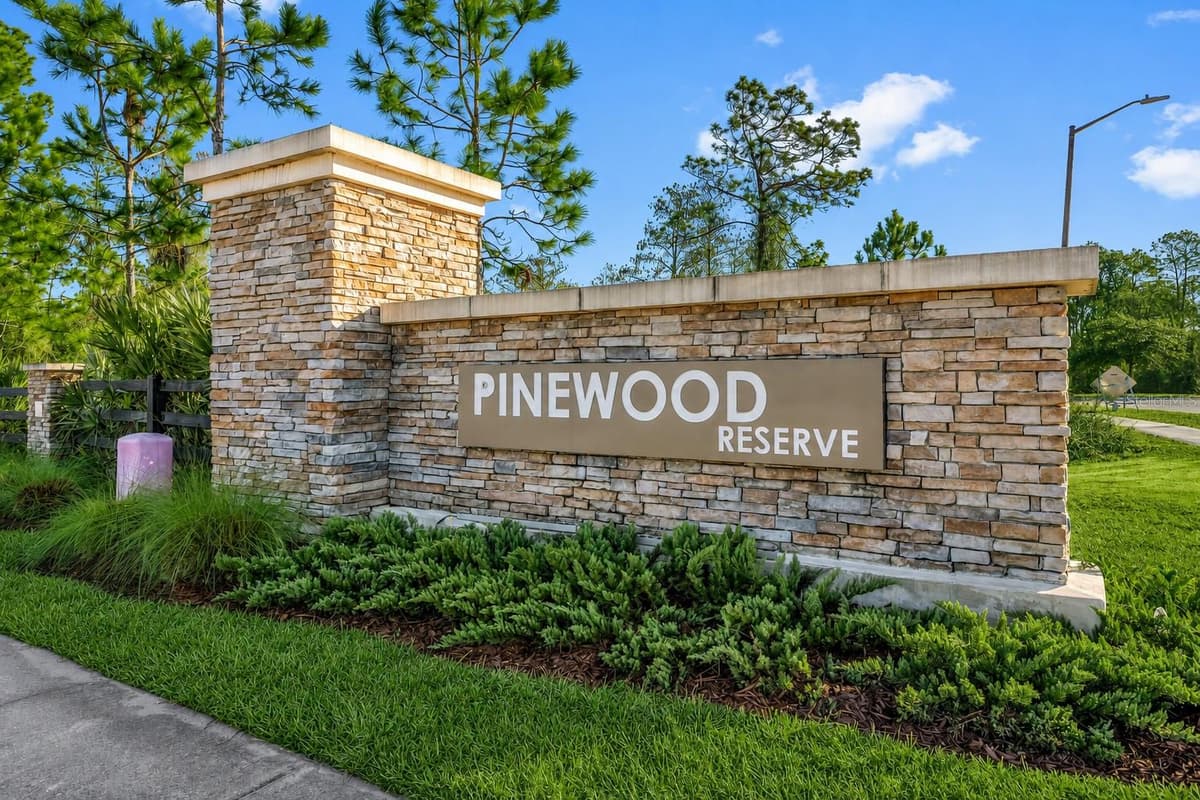 5786 WOODEN PINE DRIVE — photo 8 of 35