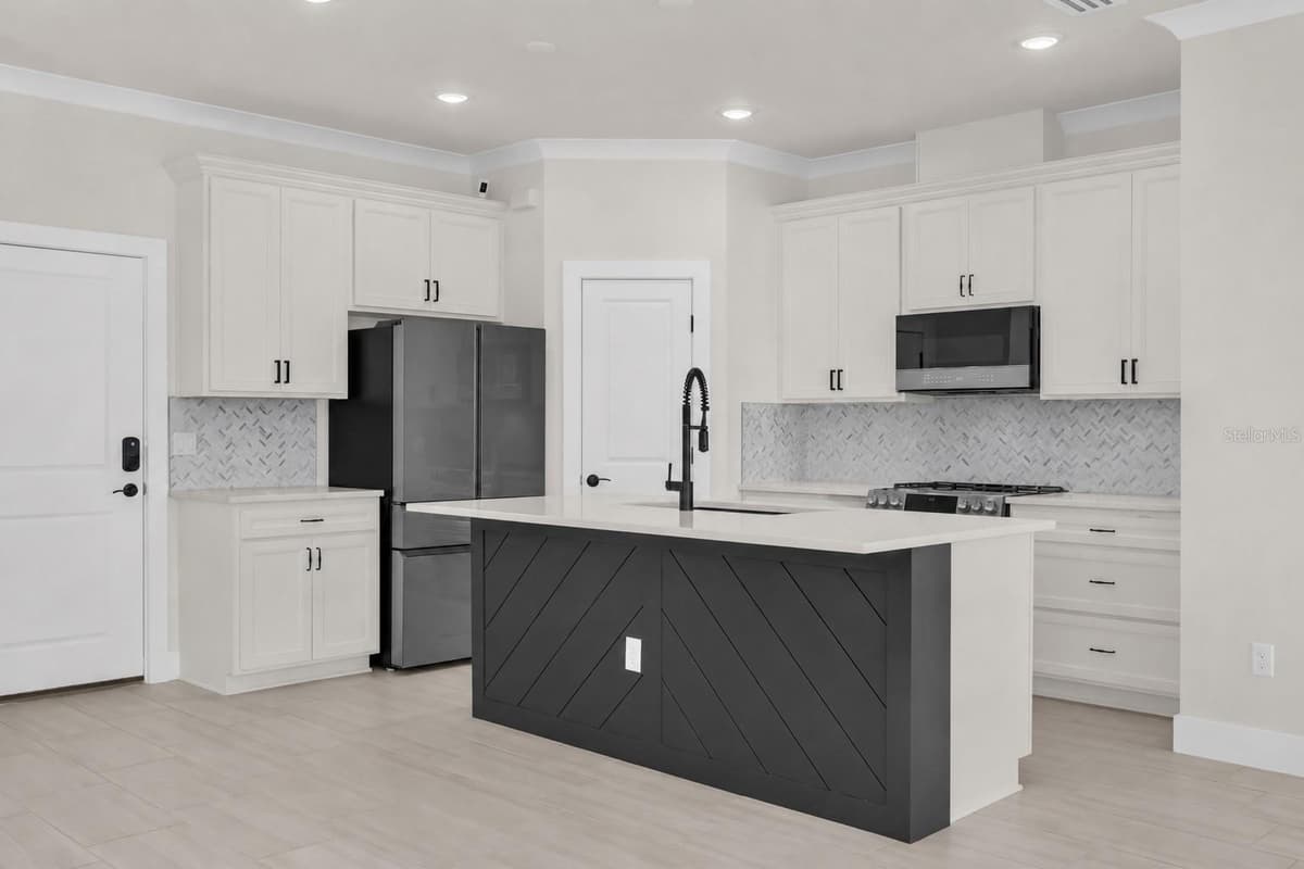 5786 WOODEN PINE DRIVE — photo 15 of 35
