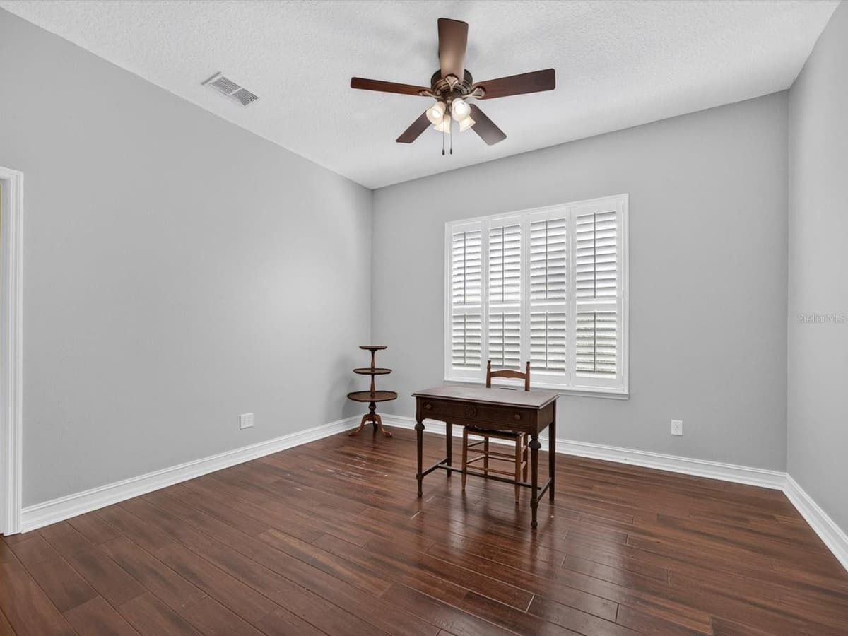 112 BEDFORD COURT — photo 18 of 38