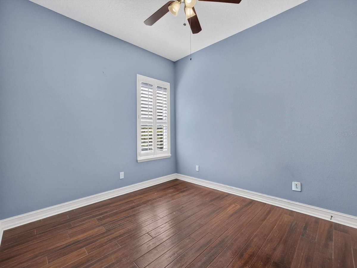 112 BEDFORD COURT — photo 20 of 38