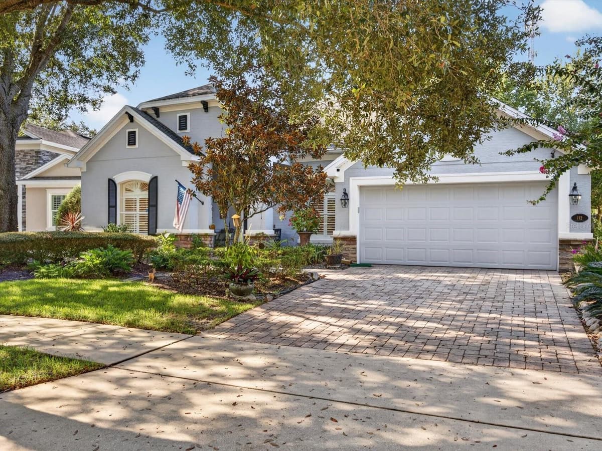112 BEDFORD COURT — photo 36 of 38