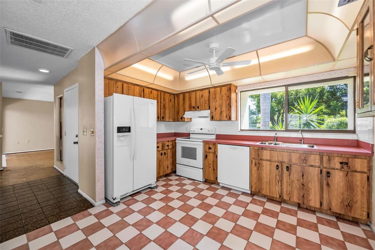 4519 SOMERSET PLACE — photo 19 of 55