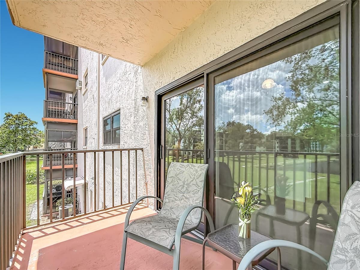 8174 TERRACE GARDEN DRIVE — photo 25 of 58