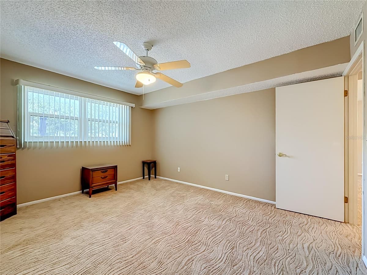 8174 TERRACE GARDEN DRIVE — photo 41 of 58