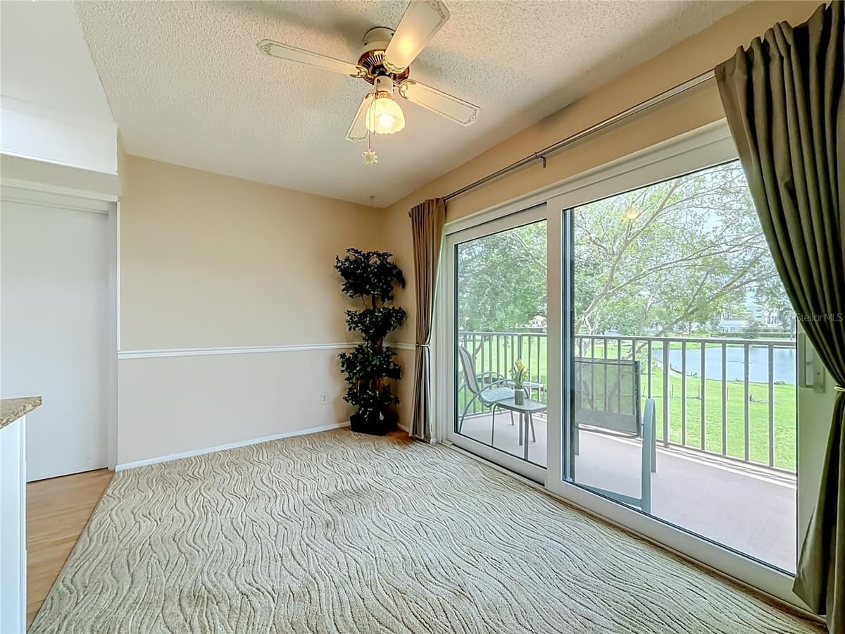 8174 TERRACE GARDEN DRIVE — photo 22 of 58