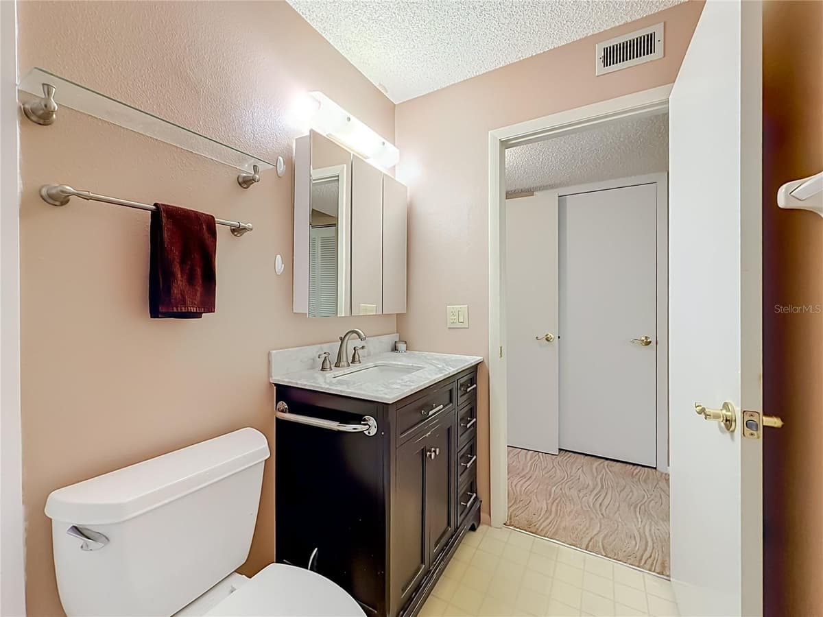 8174 TERRACE GARDEN DRIVE — photo 38 of 58