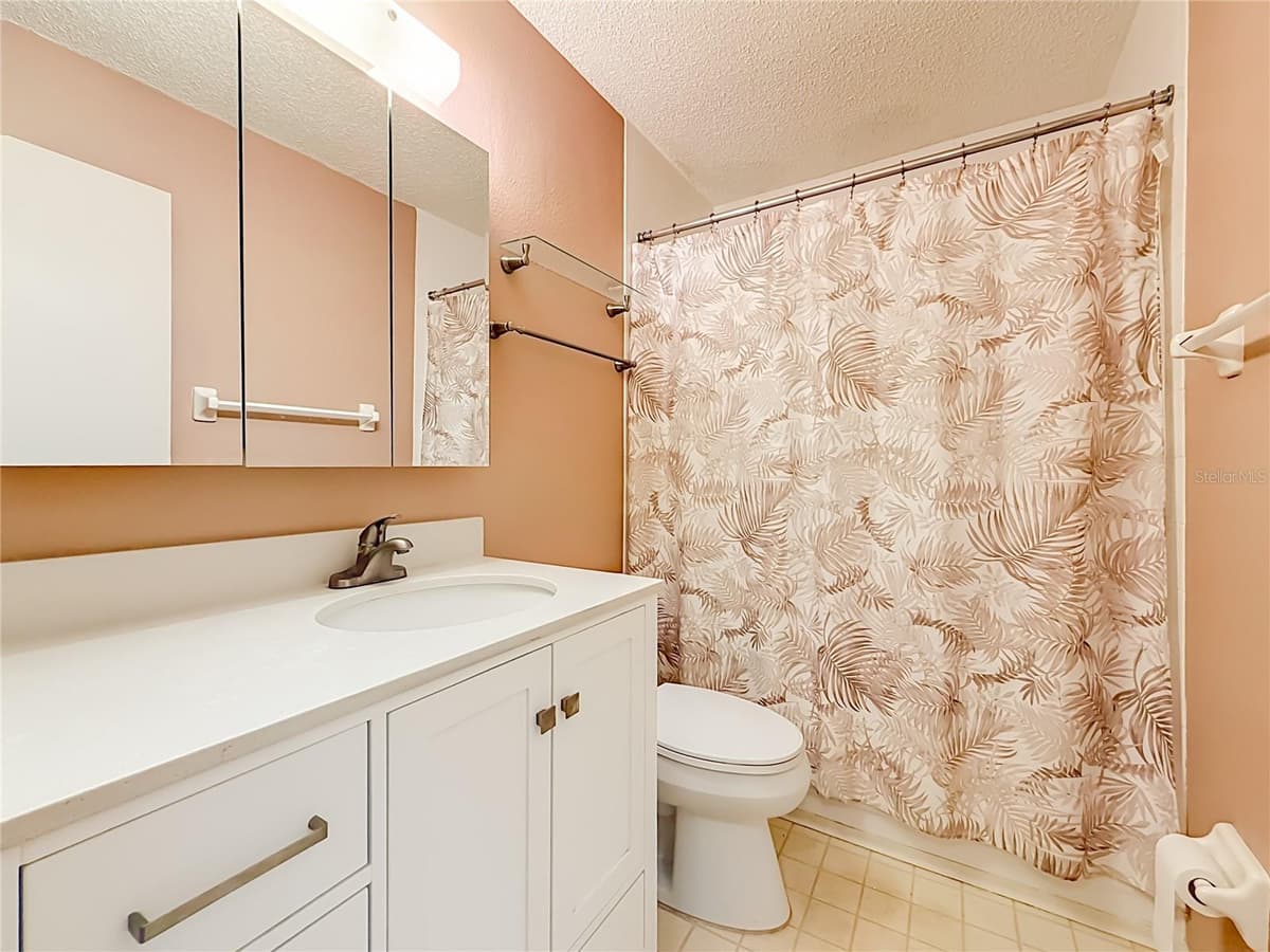 8174 TERRACE GARDEN DRIVE — photo 44 of 58