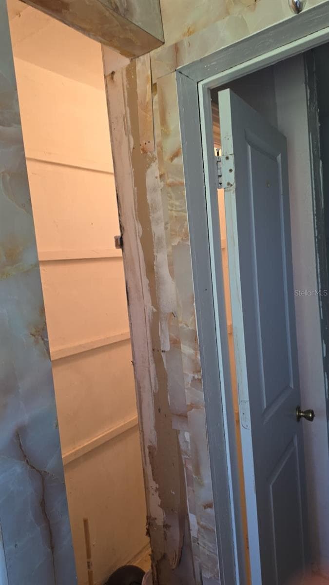 114 ANARECE AVENUE — photo 14 of 20