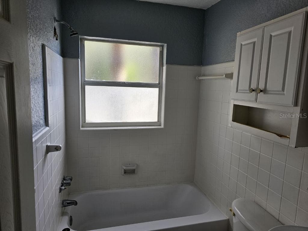 212 CHURCH AVENUE — photo 12 of 16