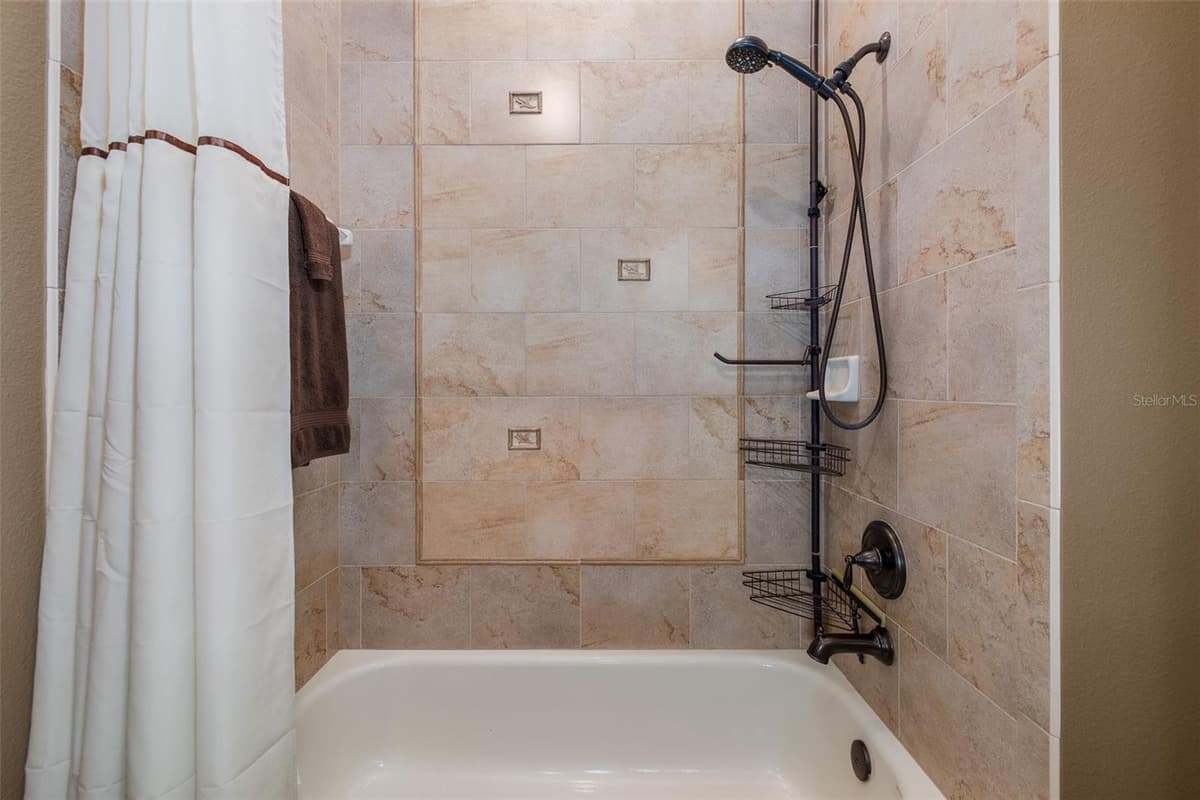 15312 AZRA DRIVE — photo 35 of 69
