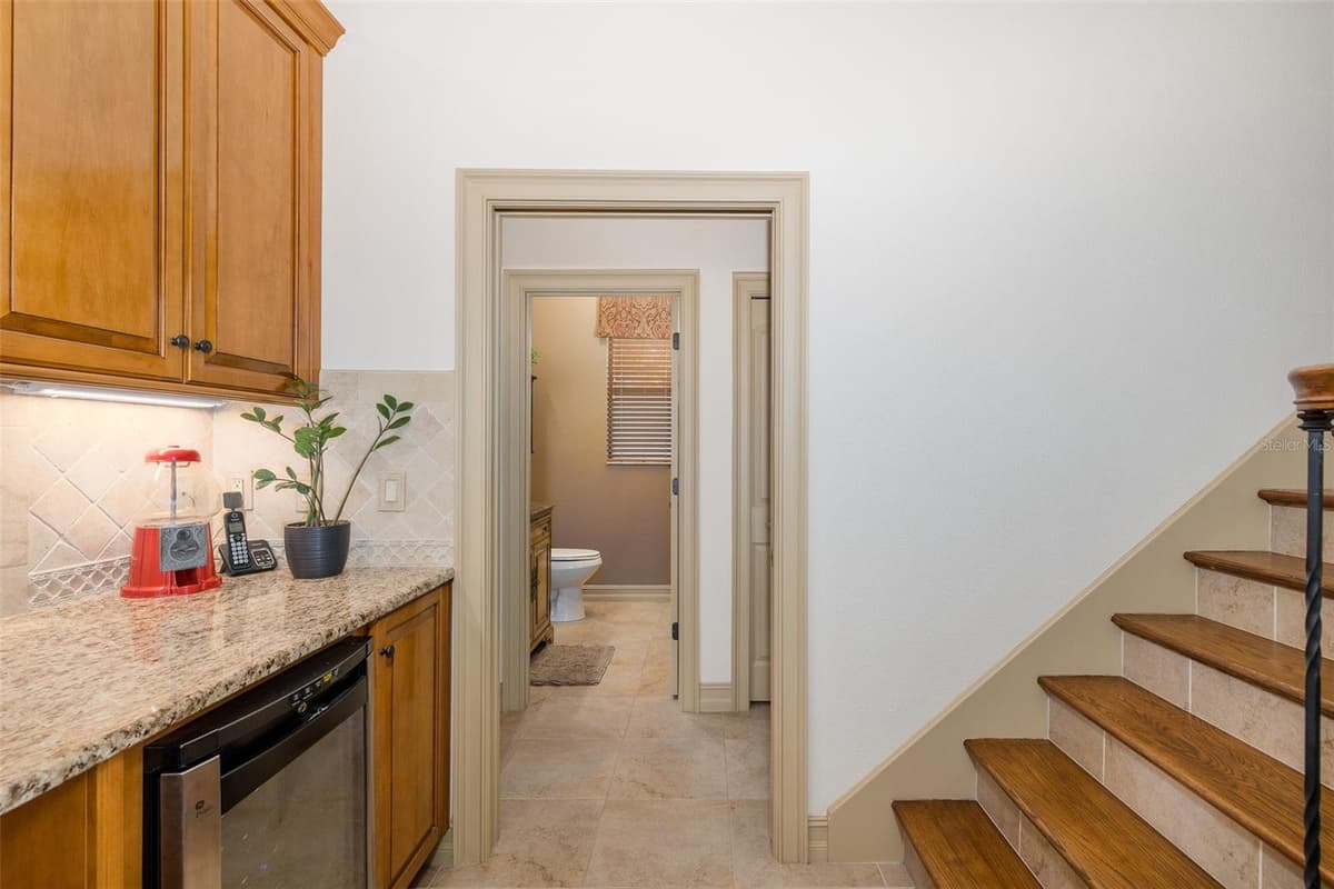 15312 AZRA DRIVE — photo 25 of 69
