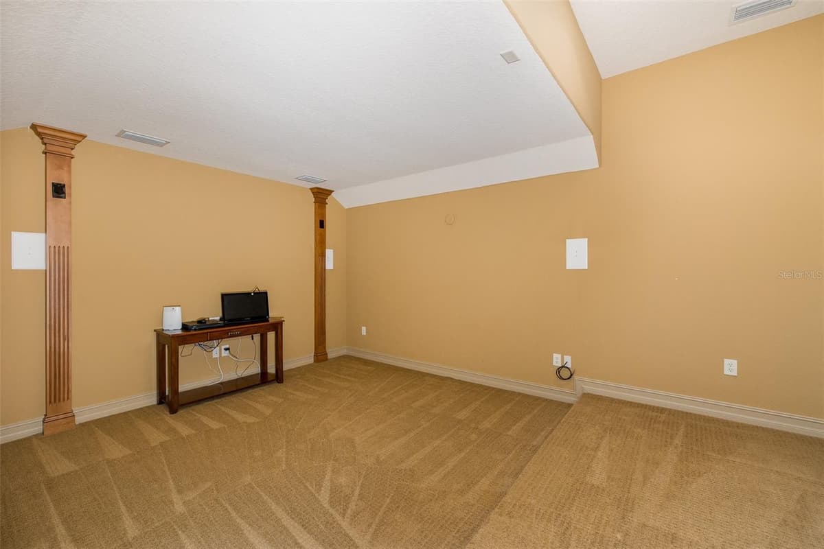 15312 AZRA DRIVE — photo 44 of 69