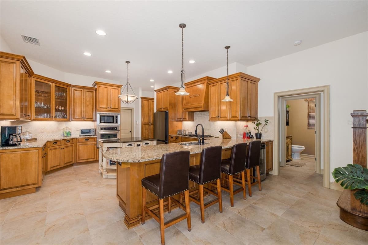 15312 AZRA DRIVE — photo 22 of 69