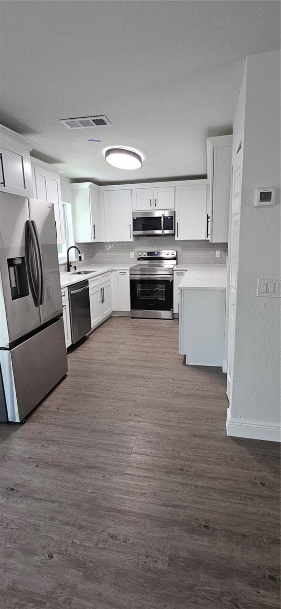 501 LOOMIS TRAIL — photo 6 of 23