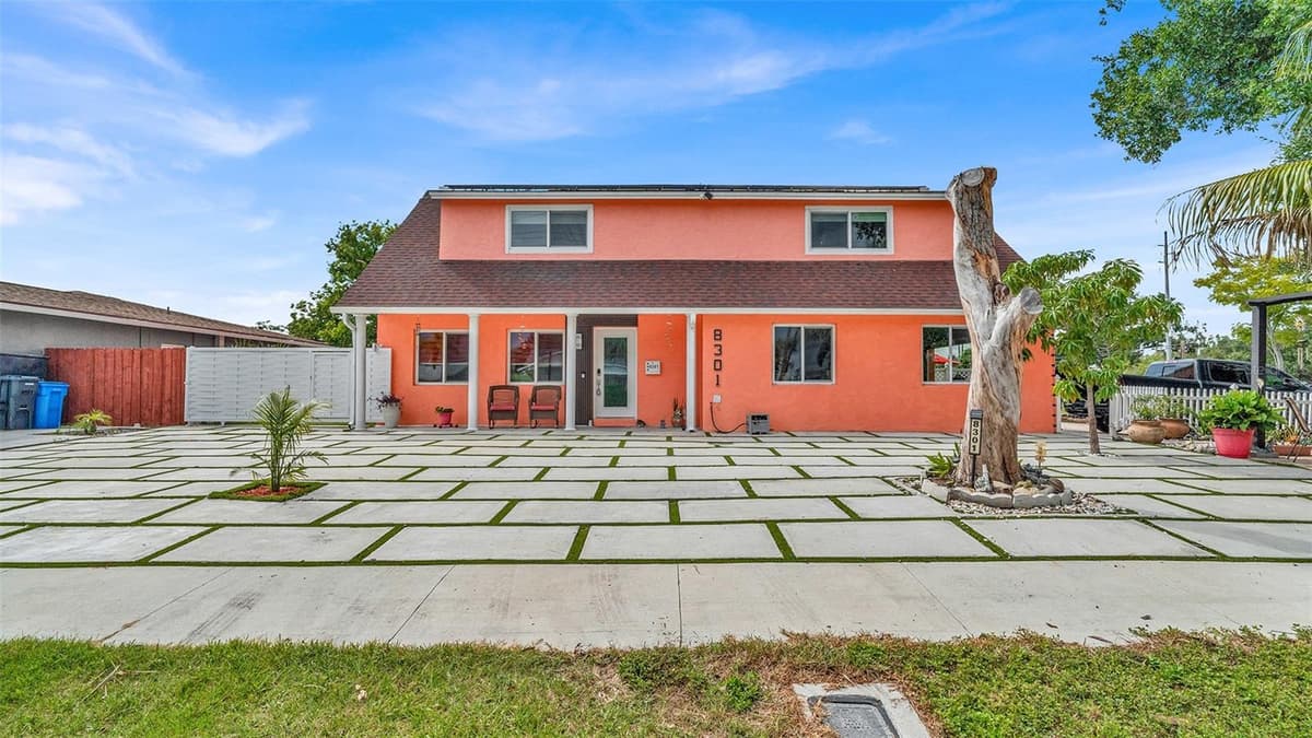 8301 LOPEZ DRIVE — photo 3 of 63