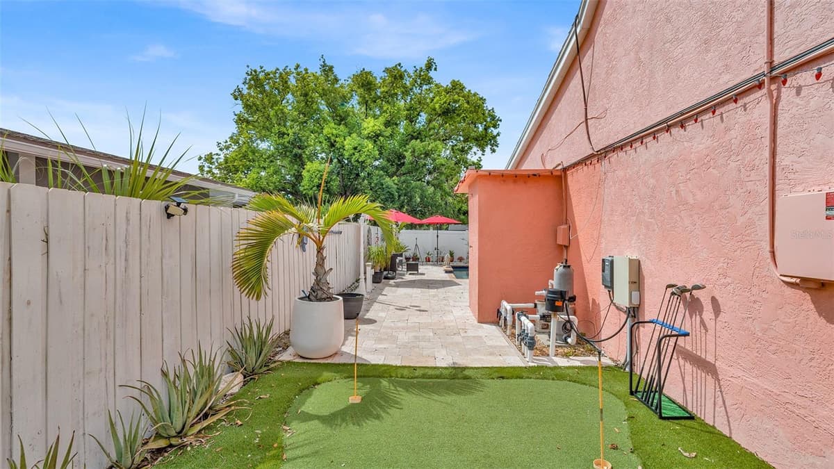 8301 LOPEZ DRIVE — photo 27 of 63