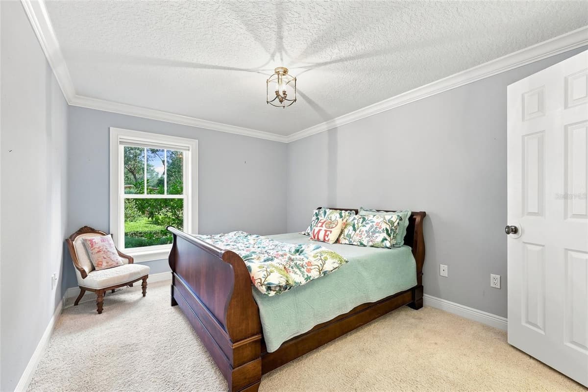 1431 PALM AVENUE — photo 17 of 38
