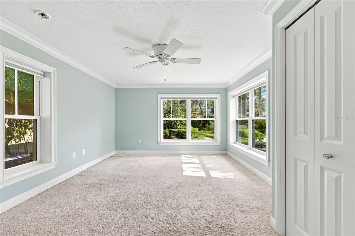 1431 PALM AVENUE — photo 19 of 38