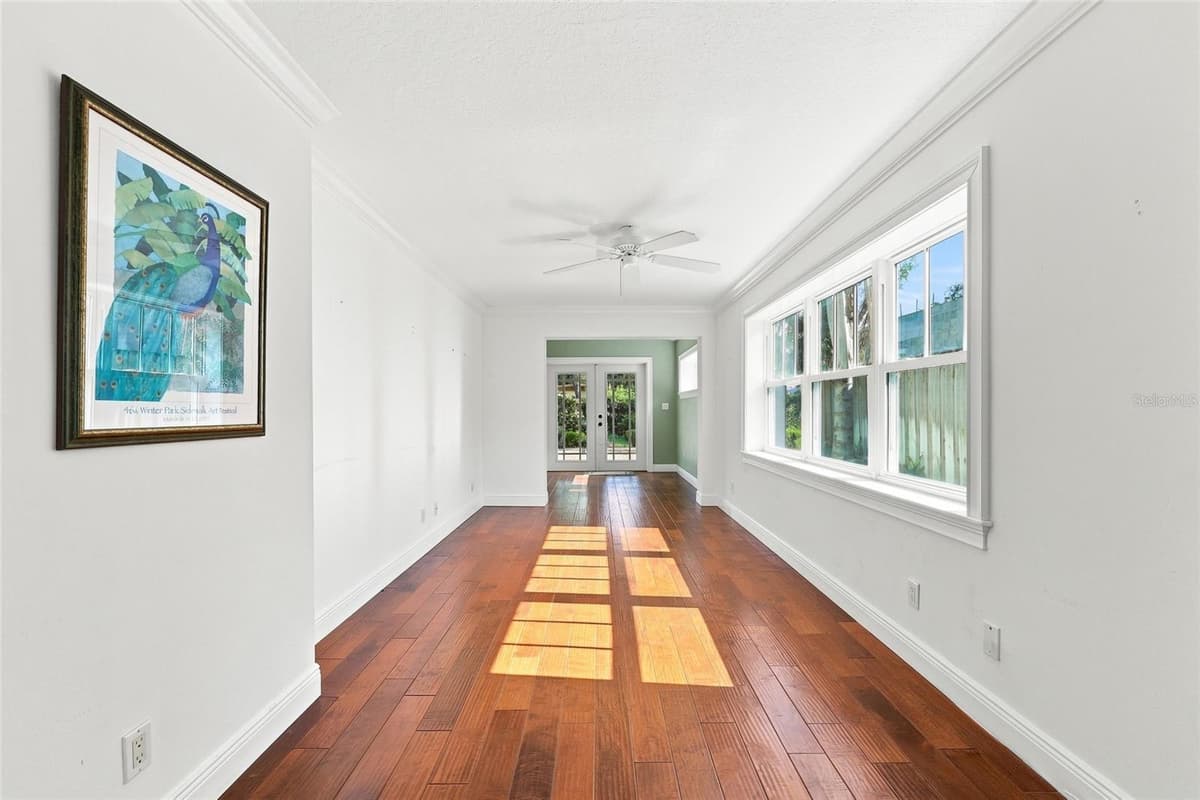 1431 PALM AVENUE — photo 13 of 38