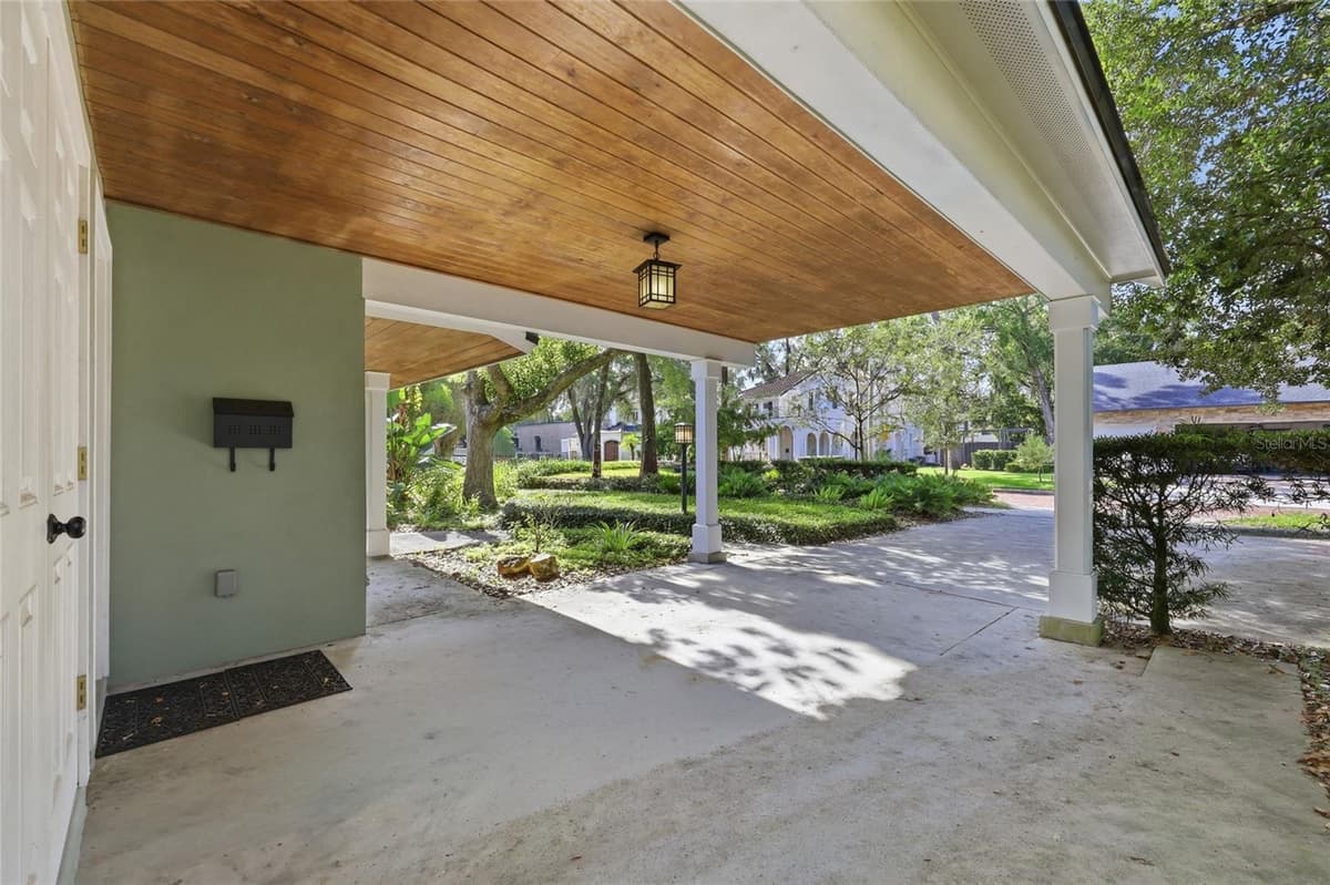 1431 PALM AVENUE — photo 4 of 38