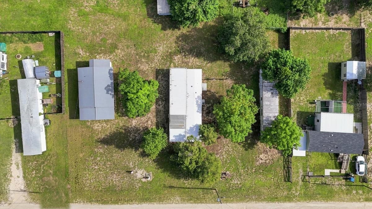 16137 LAUDERDALE STREET — photo 43 of 45