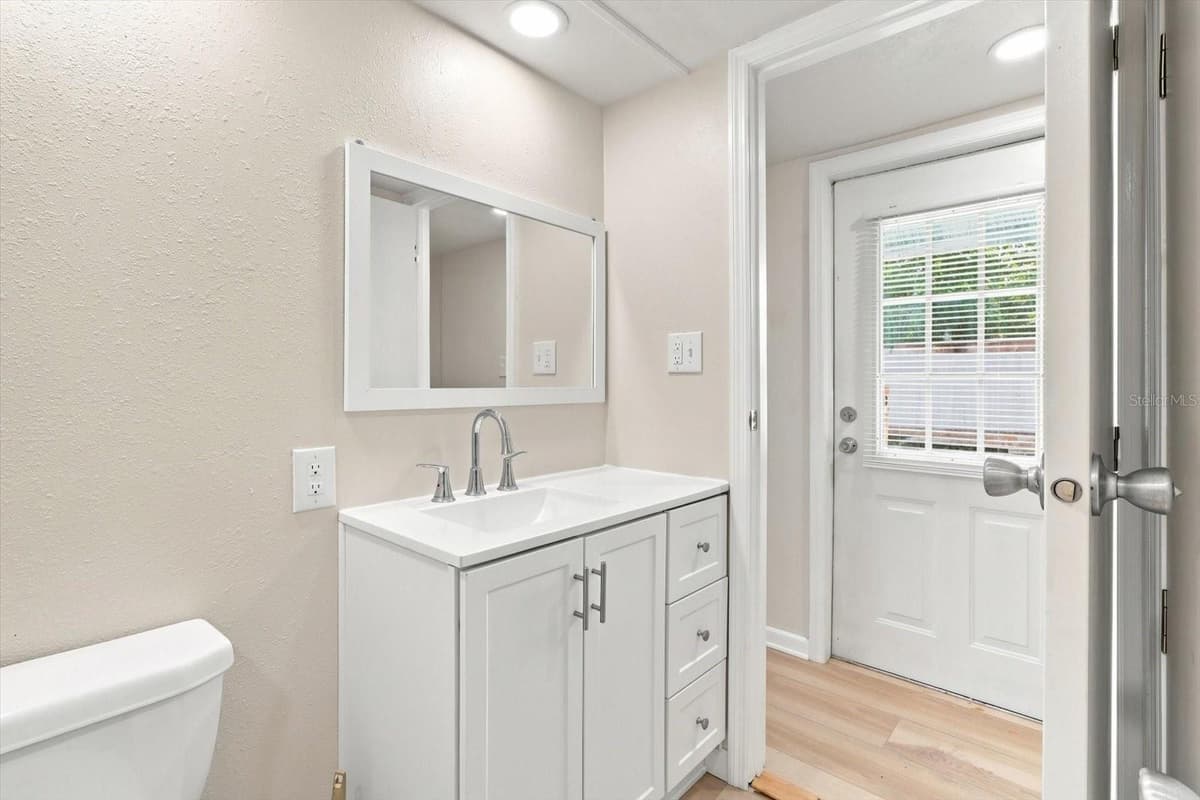 16137 LAUDERDALE STREET — photo 35 of 45