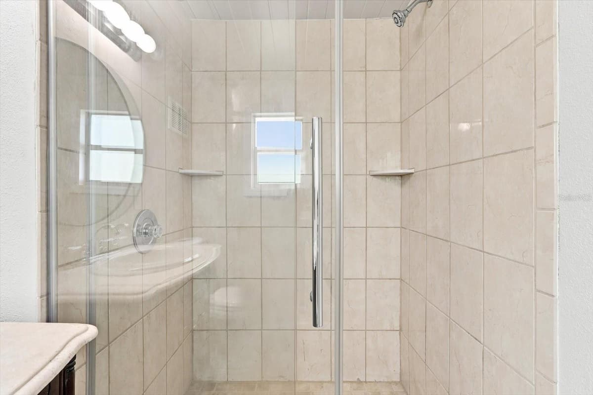 16137 LAUDERDALE STREET — photo 31 of 45