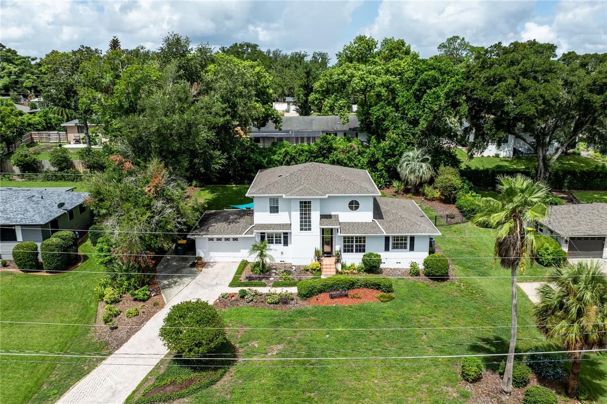 1405 HILLTOP DRIVE — photo 8 of 58