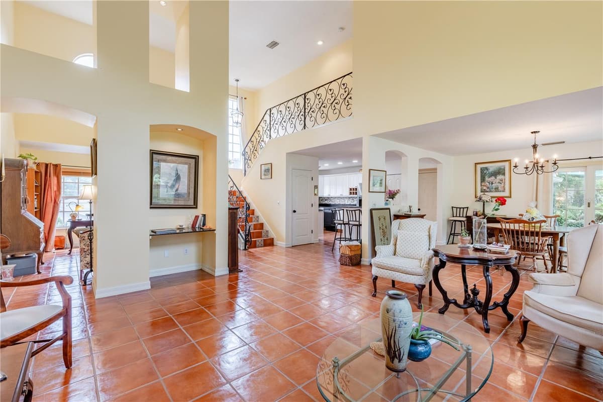 1405 HILLTOP DRIVE — photo 15 of 58