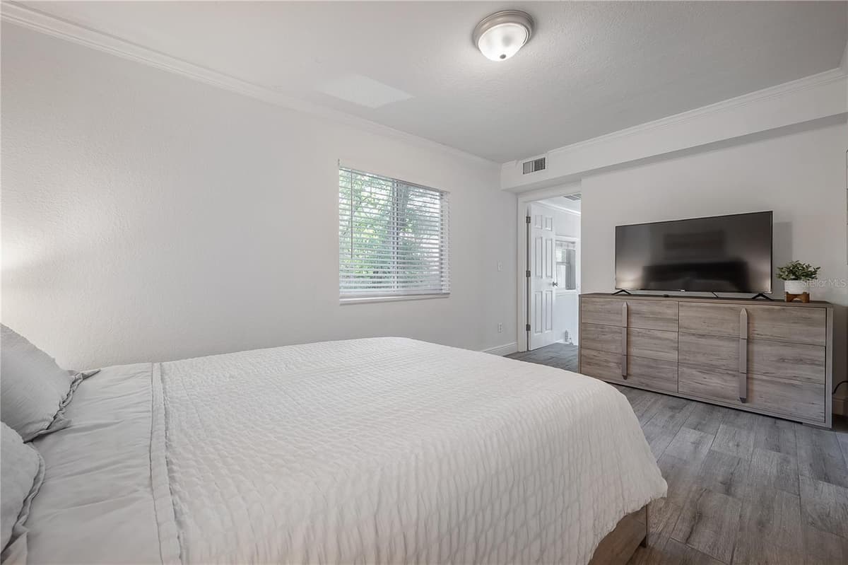 7204 15TH STREET — photo 31 of 38