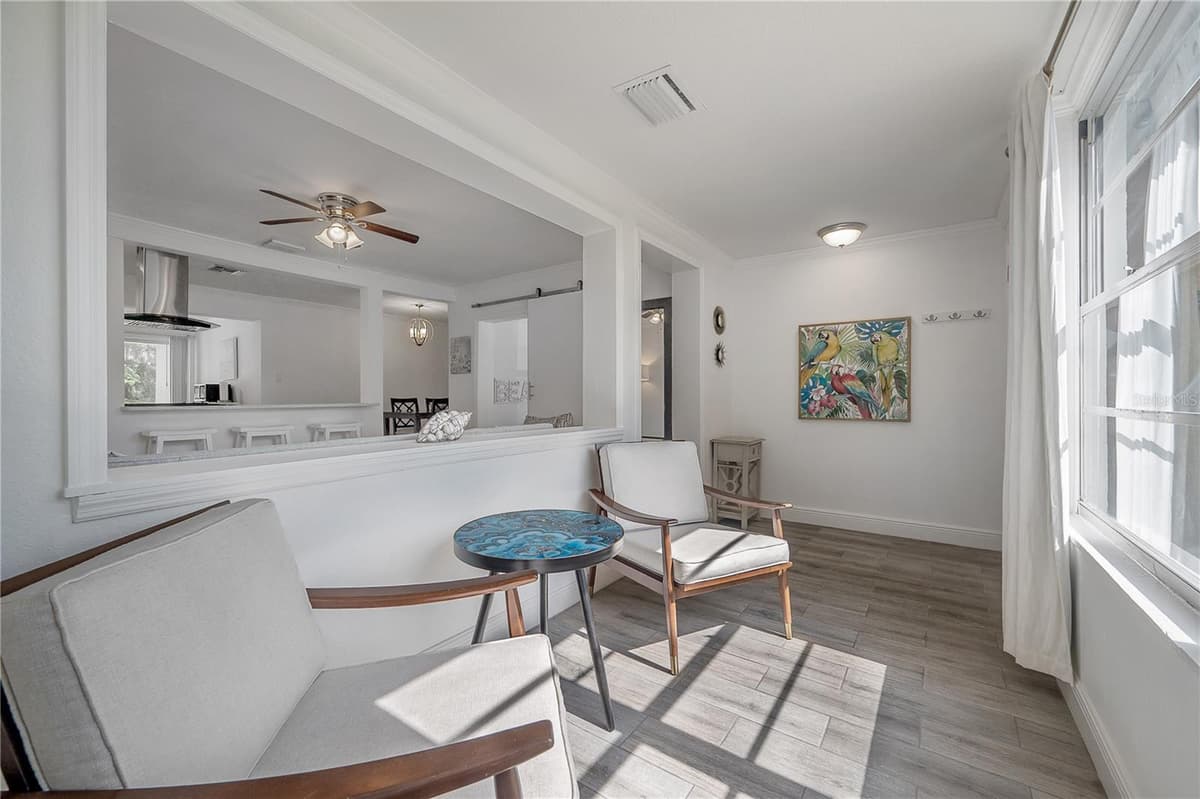 7204 15TH STREET — photo 7 of 38
