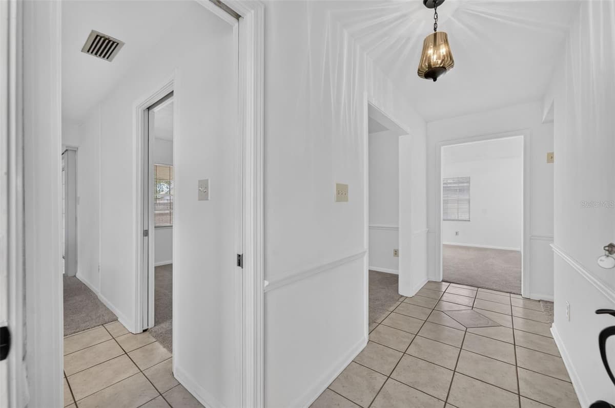 2453 WORTHINGTON ROAD — photo 5 of 34