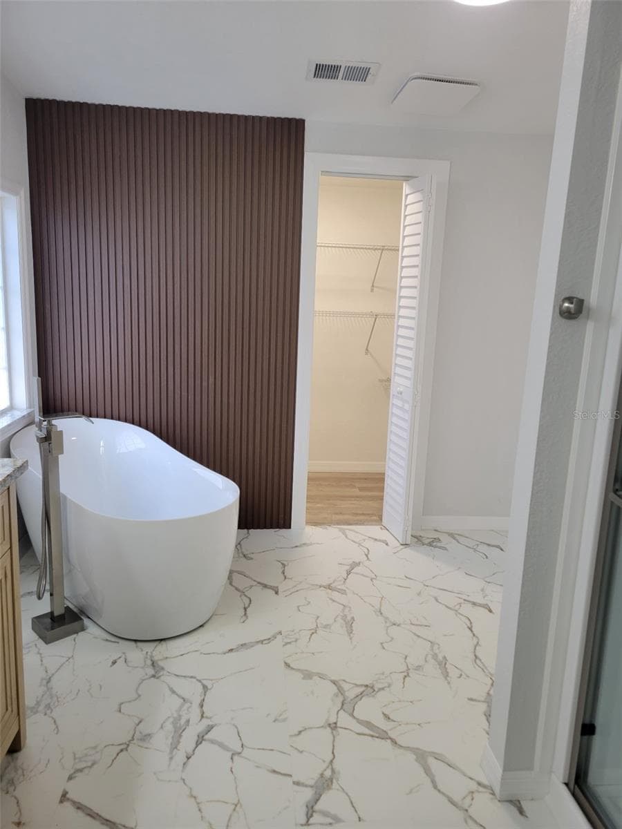 7597 BRUTUS AVENUE — photo 12 of 82