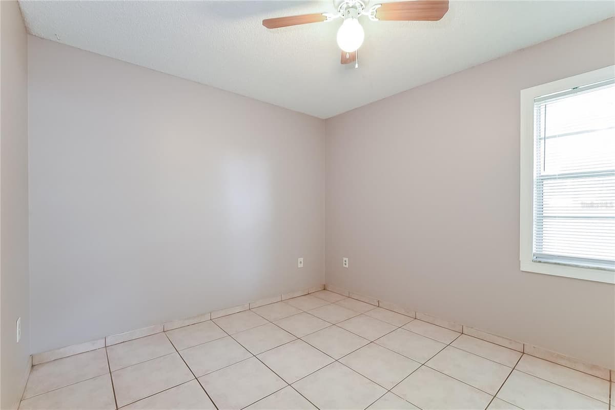 6529 PRECOURT DRIVE — photo 14 of 25