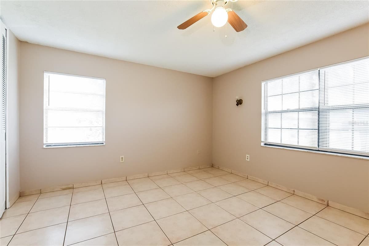 6529 PRECOURT DRIVE — photo 18 of 25