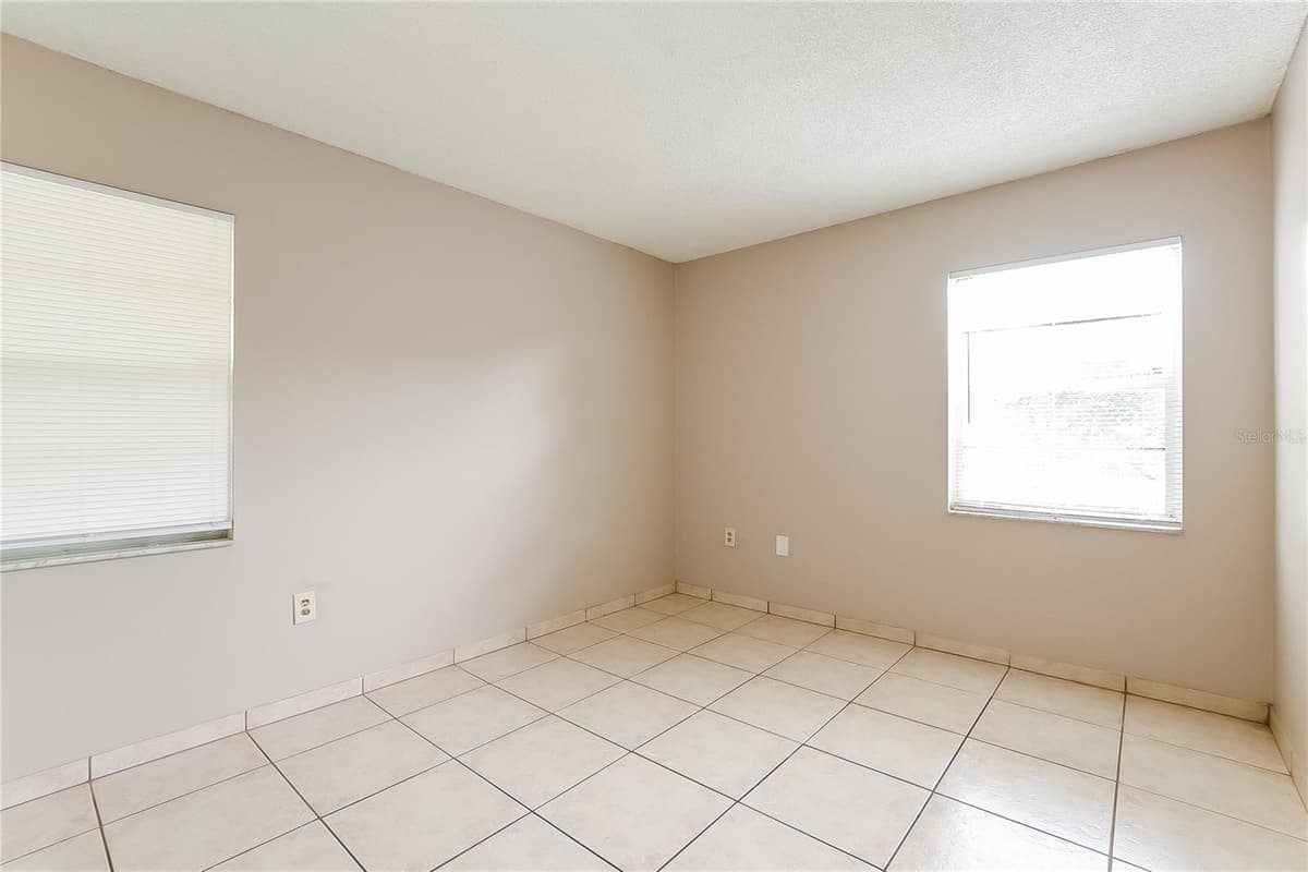 6529 PRECOURT DRIVE — photo 16 of 25