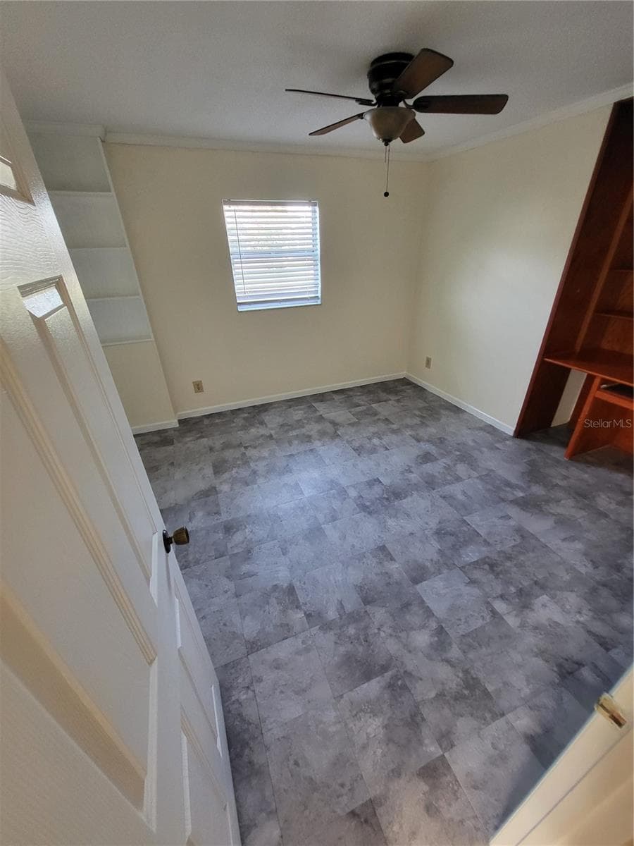 2620 HOWARD STREET — photo 14 of 27