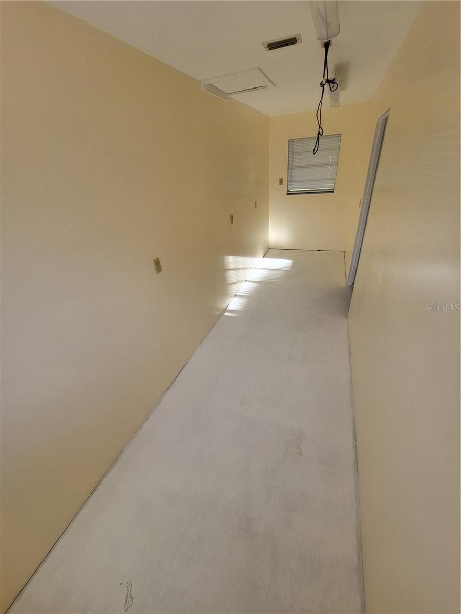 2620 HOWARD STREET — photo 10 of 27