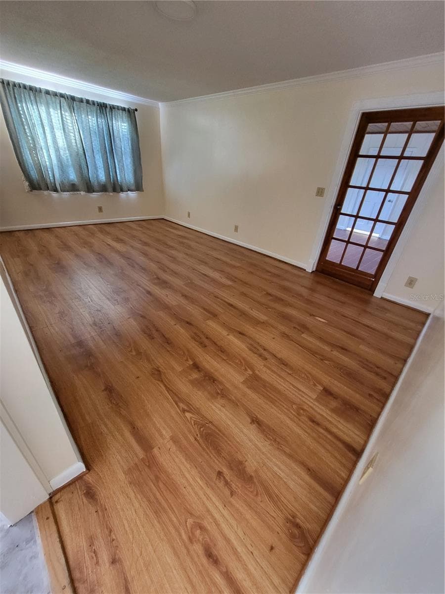 2620 HOWARD STREET — photo 5 of 27
